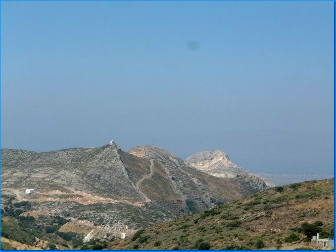 2003 08 19 030819 Neighorhood church on Naxos.JPG
